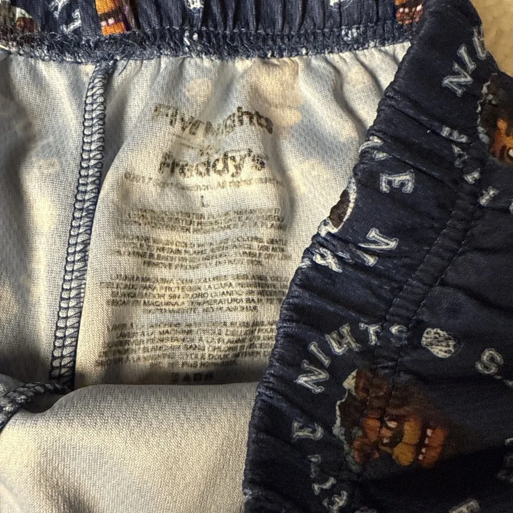 Five Night Of Freddys All Over Print Pajama Bottom Shorts Boys‎ Size  L